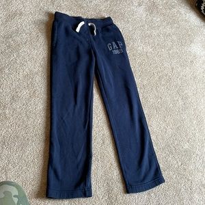 Kids gap sweatpants, size medium
